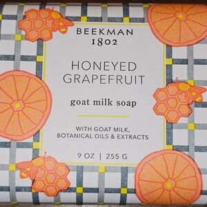 Beekman 1802 Honeyed Grapefruit Goat Milk Soap with Orange Accents